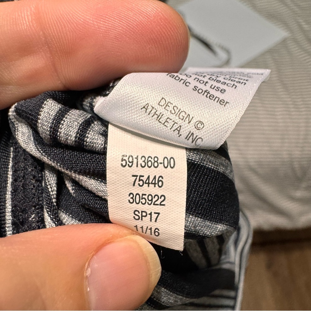 Athleta Stripes Chaturanga Capri - Picture 6 of 6